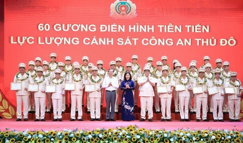 Cảnh sát