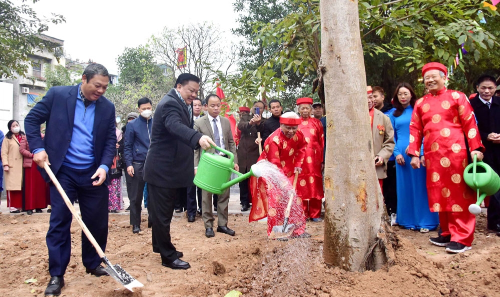 Bí thư thành ủy