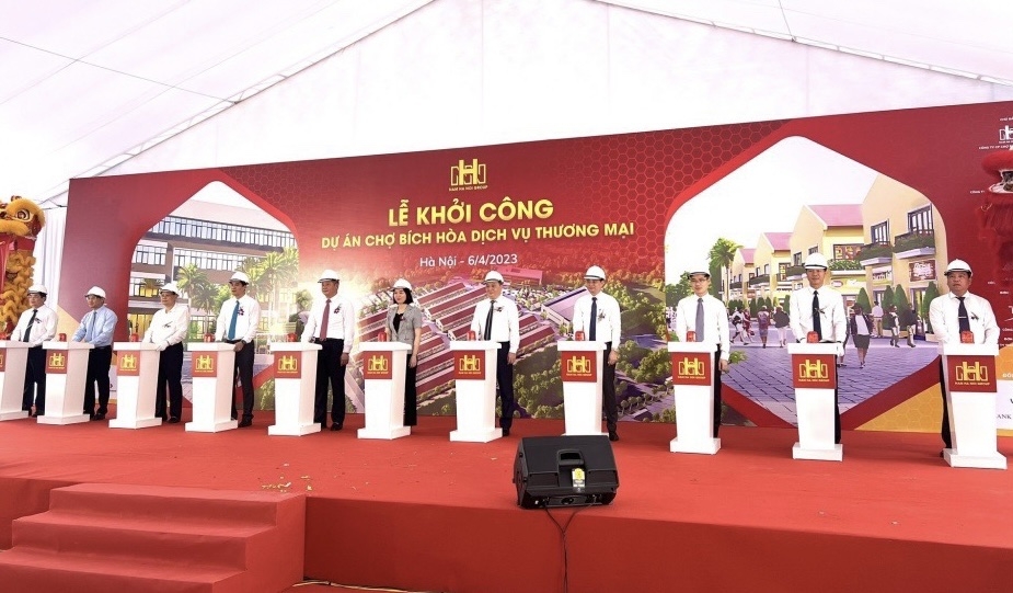 Khởi công dự án