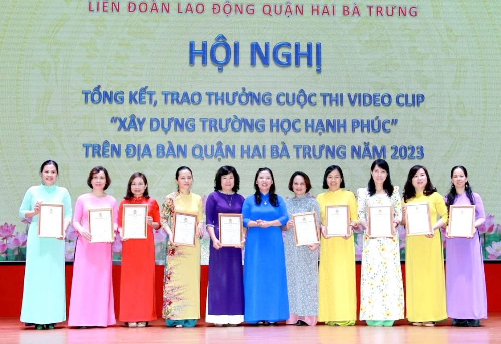 Hội nghị tổng kết trao thưởng