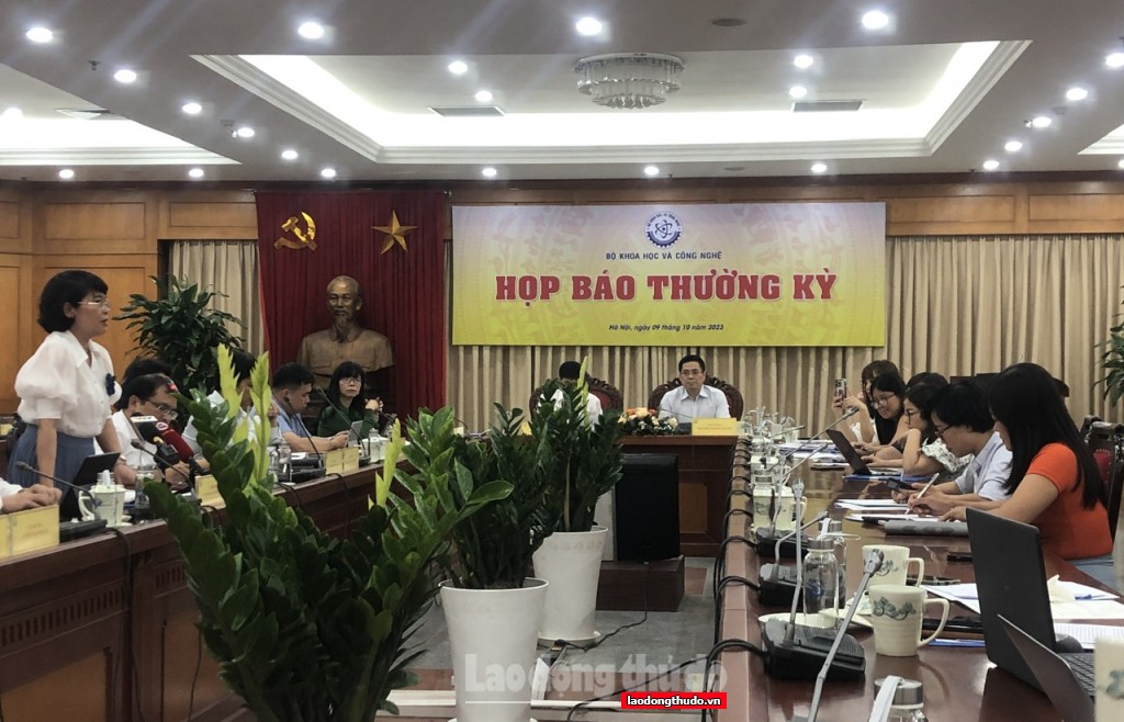 hỌP BÁO