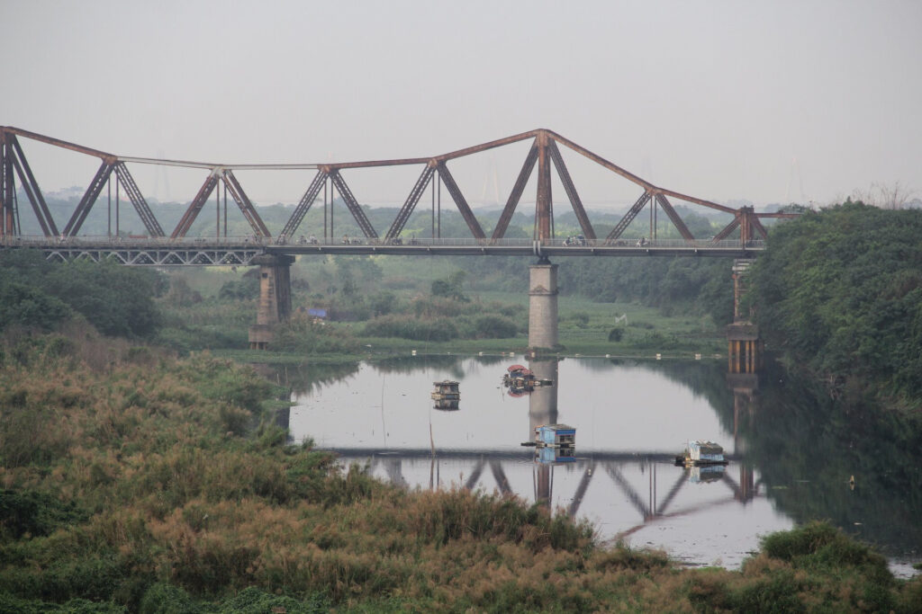 Bãi giữa