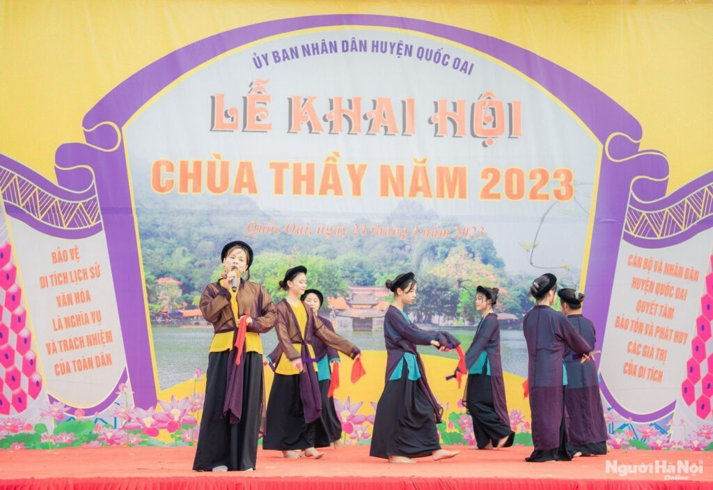 Chùa Thầy