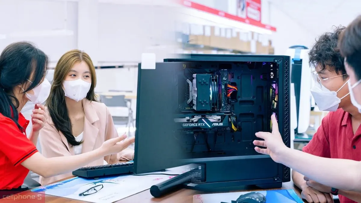 Góc trưng bày máy tính và linh kiện PC tại CellphoneS An Giang, cung cấp giải pháp lắp ráp máy tính tối ưu.