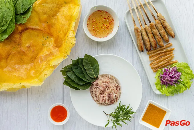 Giá Cuốn N Roll Hoàng Đạo Thúy bình dân, hợp lý với chất lượng món ăn tuyệt vời